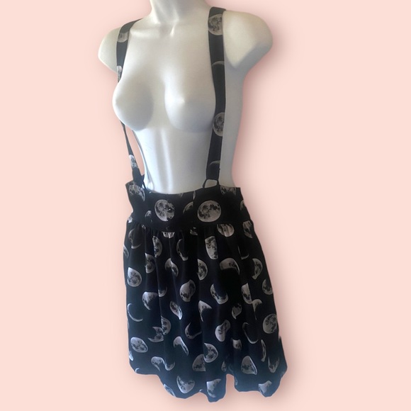 Hot Topic Moon Phase Suspender Skirt Size L - Picture 4 of 7